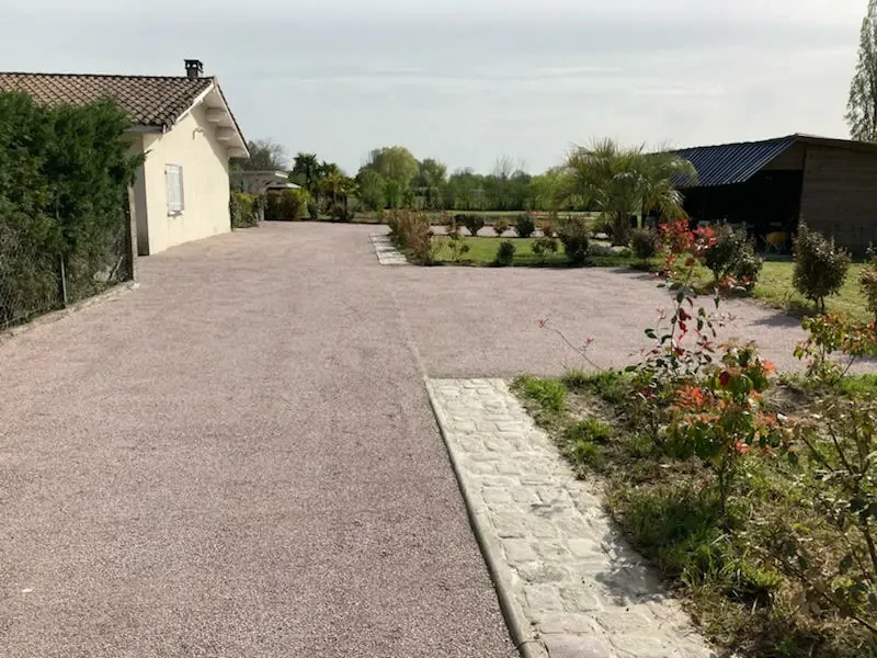 Bordures de jardin originales Bordeaux : sublimez votre extérieur grâce à nos travaux d'extérieur